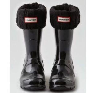 Hunter Black Short Gloss Rain Boots With Socks